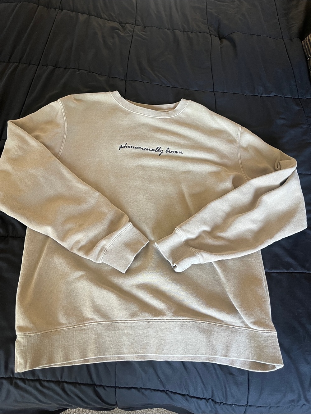Phenomenal woman “phenomenally brown” sweatshirt - Picture 2 of 5